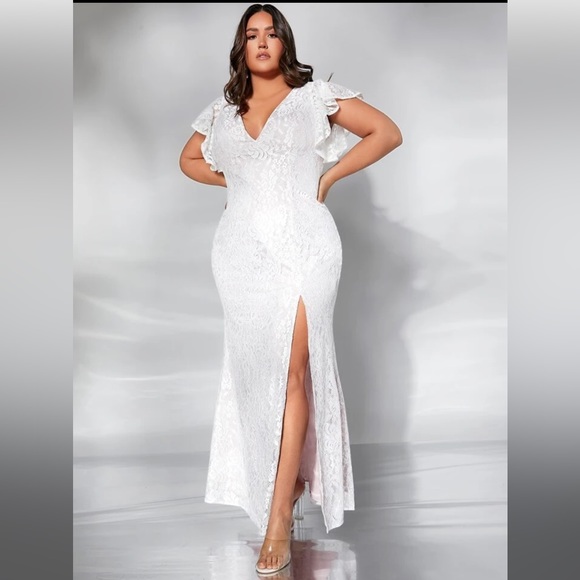 White Dress - Picture 1 of 10